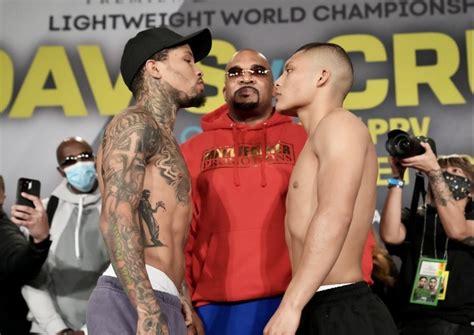 gervonta davis reach inches|Gervonta Davis vs. Isaac Cruz Stats: Record, Reach, Height, and .